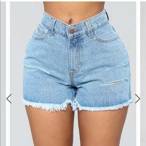 NWT FASHION NOVA JEAN SHORTS